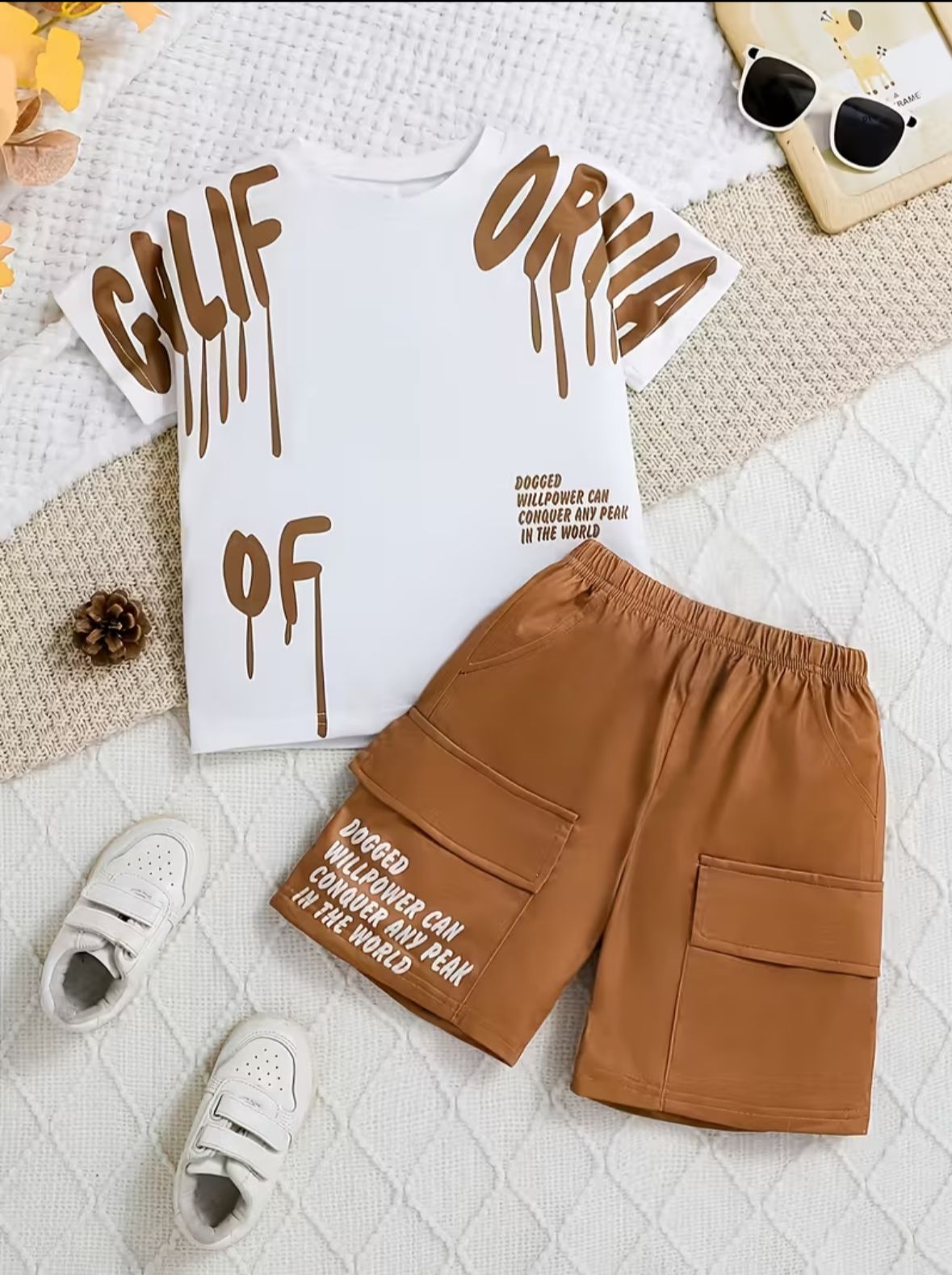 2pcs Boys' Fashion Summer Casual Cargo Pants and T-Shirt Set